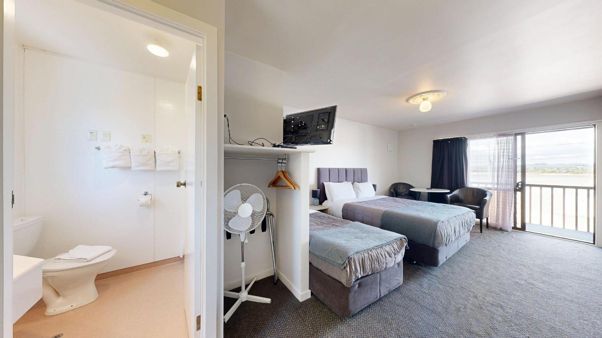 Albatross Motel Нейпиър Екстериор снимка